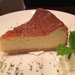 あかりまど - ４種チーズの蜂蜜ベイクドチーズケーキ