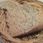 カンティーヌ アリ・バブ - 牛肩肉のラグー・パイ包み 900円 の田舎パン