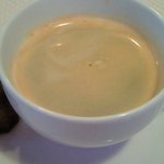 カンティーヌ アリ・バブ - 牛肩肉のラグー・パイ包み 900円 のコーヒー