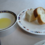 Niyokupiasebunthin - パンとオリーブオイル