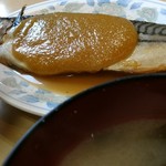 鯖味噌定食。