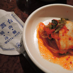 焼肉 白雲台 - これはビビンバに付いているキムチ。