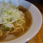 自家製麺 伊藤 - 「 肉そば 中 」 ネギと煮干しスープの相性が良い