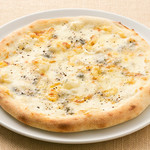 ”クアトロ・フォルマッジ”4種のチーズ
