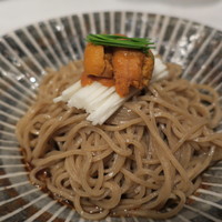 CINA New Modern Chinese - 冷製雲丹乗せ坦々和え麺 はしづめの牛蒡麺で2