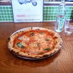 ピッツェリア ダ マッシモ - マルゲリータ+ミネラルウォーター（1,000円）