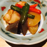 Honjin Higashi Ten - 酢豚風煮物