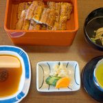 博多名代 吉塚うなぎ屋 - 上うな重(きも吸付) 3,088円。