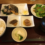 魚と酒 ことぶきや - 本日の魚御膳、美味しかった！千円！