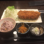 とんかつ多酒多彩 地蔵 - 