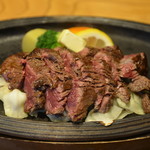 ステーキ鉄板焼 牛臣 - 料理写真:牛サガリ
