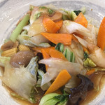 新中華 - 具材豊富な中華飯