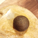 イレテテュヌフワ - チーズボールのぱん