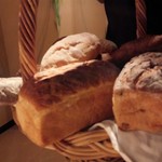 イレテテュヌフワ - 沢山のパン