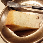 イレテテュヌフワ - パン