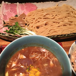 群青 - 300gでも食べ応えあり