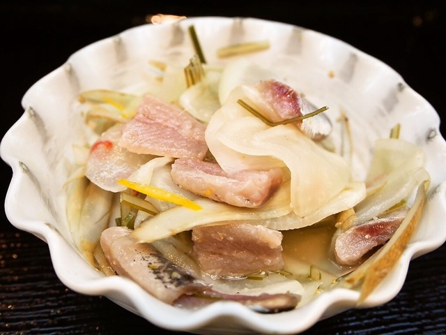 Hotei Zushi Hon Ten photo 3