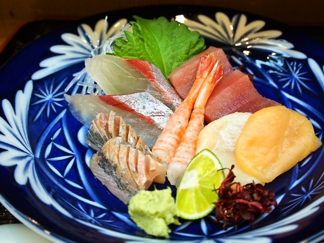 Hotei Zushi Hon Ten photo 2