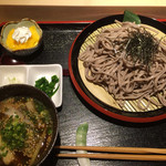 博多もつ鍋はらへった - 肉つけ蕎麦