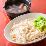 Yamanashi Kyoudo Ryourin Ihonshu Jizake Yottekeshi - 吉田のうどん