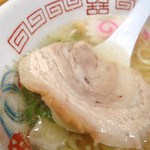 ラーメン幸雅 - チャーシューすくい
