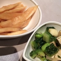 中国飯店 富麗華 - ”開胃”のさっぱり野菜たち