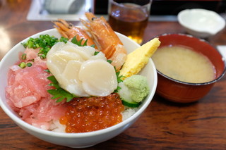 築地 食べログレビュアーに人気の海鮮ランチ8選 食べログまとめ 築地 食べログレビュアーに人気の海鮮ランチ8選 食べログまとめ