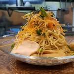 実垂穂 - 横から見るとボリュームあります