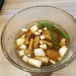 実垂穂 - つけ汁はナメコ、玉ねぎ
