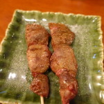 鶏料理万平 - 塩で食べる肝