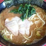 横浜ラーメン とんこつ家 - 