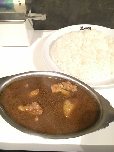 柏カレー ボンベイ 本店 カレーとライス 写真