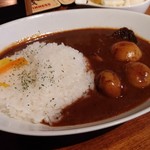 マーリンズバー - 豚角煮・新じゃが・カレーライス＋サラダ