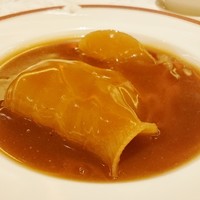 筑紫樓 銀座店 - 筑紫樓特製ふかひれの姿煮込み