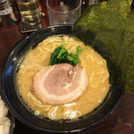 横浜家系ラーメン　せんげん家 - 