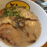 輝龍 - “のりラーメン”(600円)。