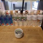 信州おさけ村 - 立ち飲みカウンター