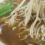 栄屋ミルクホール - 麺は細い