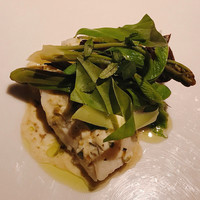 レフェルヴェソンス - あいなめと山菜：山椒・マッシュルーム・オリーブのソース