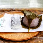 Hashirii Mochi Rouho - 走井餅、桜餅