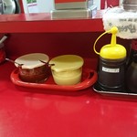 天理スタミナラーメン 水口店 - 備え付けの調味町