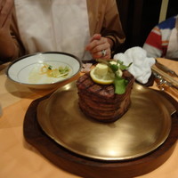 ステーキハウス キッチンリボン - 