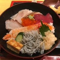 魚匠 基  大門町 - ランチ海鮮丼（大盛）