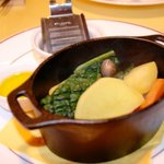 ルナルナ - 鉄鍋　お野菜の蒸し焼き　ヒマラヤ産黄金の塩で