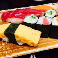 おつな寿司 - 新鮮なネタをいただきます！