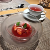 eclat - ◇デザート【クリームダンジュ】と食後の紅茶。