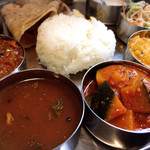 ヴェヌス サウス インディアン ダイニング - 