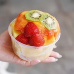 Henry’s Place - 熟したカットフルーツ