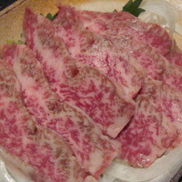 焼肉チャンピオン ペントハウス - ハラミ刺し
