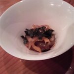 日本料理 たかむら - お通し。男鹿のイカといぶりがっこ★